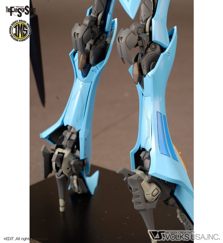 IMS V Siren [Neptune] 1/100 Plastic Injection Kit